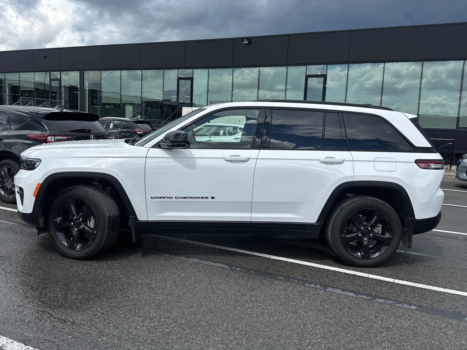Jeep Grand cherokee, снимка 2 - Автомобили и джипове - 55705677