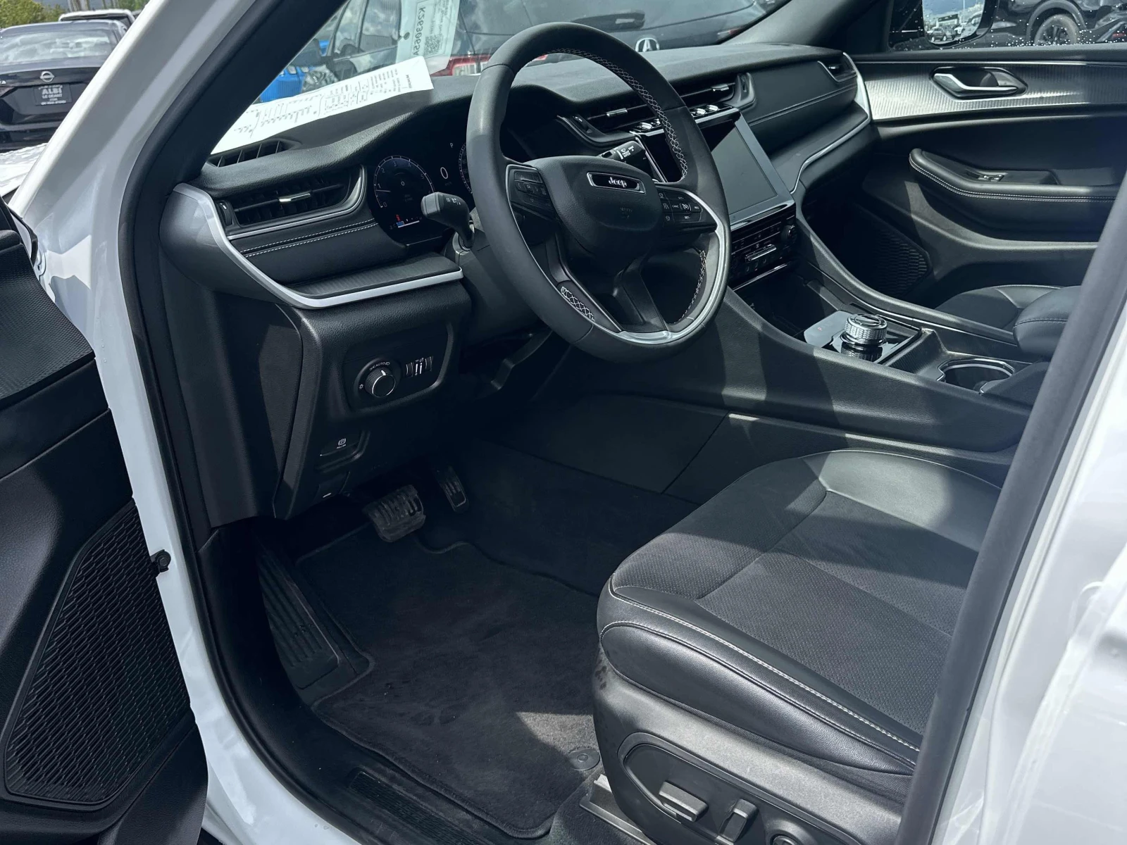 Jeep Grand cherokee, снимка 5 - Автомобили и джипове - 55705677