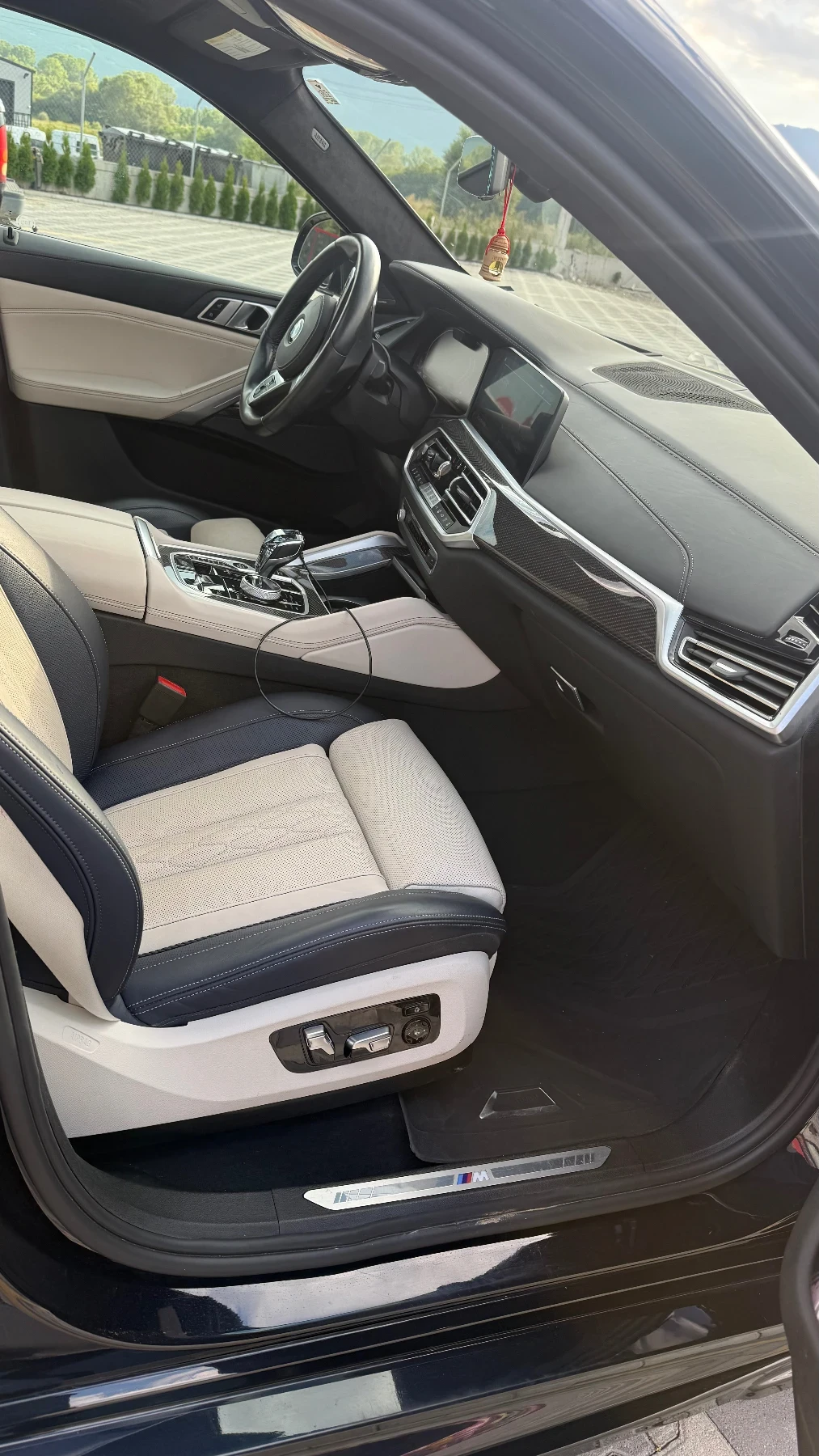 BMW X6 G06 40i / PREMIUM PACKAGE/ LASER/ MASSAGE , снимка 14 - Автомобили и джипове - 55833074