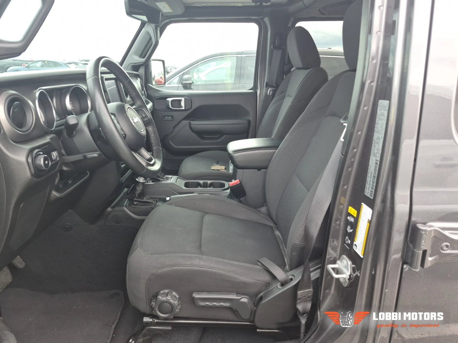 Jeep Wrangler, снимка 5 - Автомобили и джипове - 55955724
