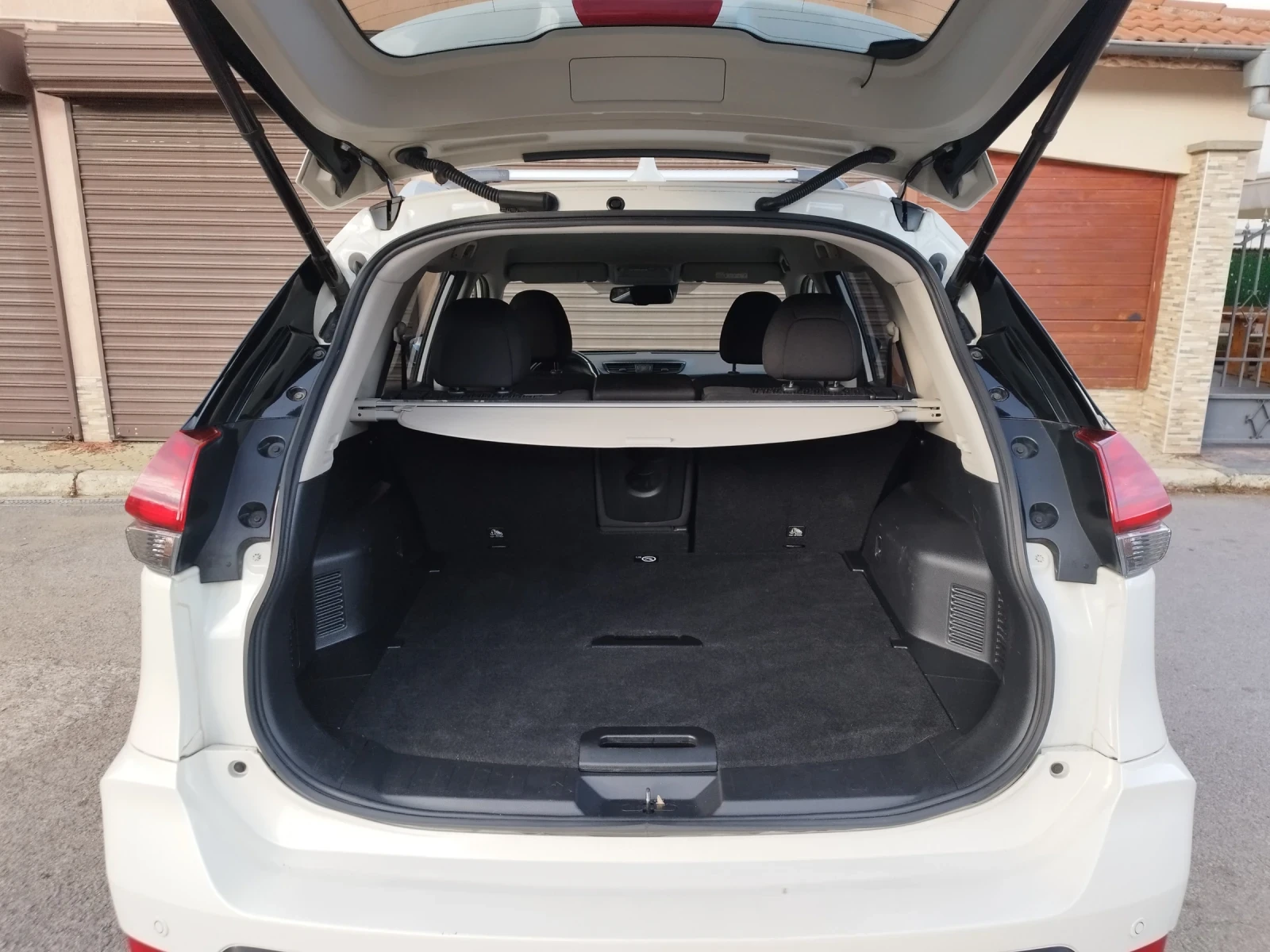 Nissan X-trail 1.6 D,  LED, NAVI, KEYLESS, 360 KAMEPA, ������  | Mobile.bg � ����������� 7
