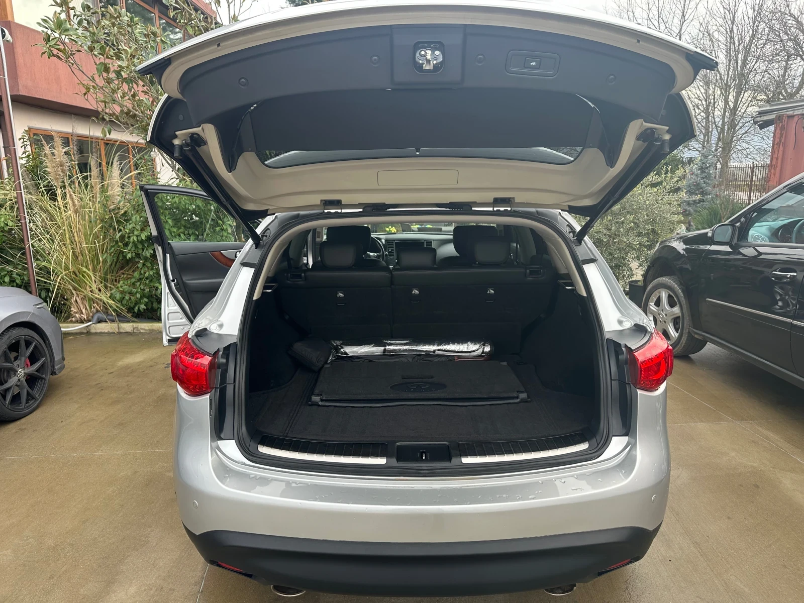 Infiniti QX70 | Mobile.bg � ����������� 4