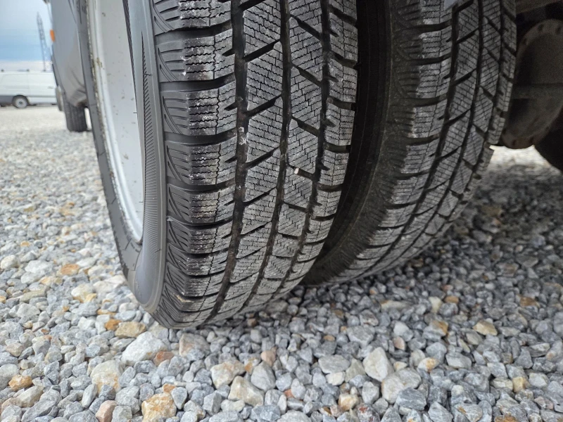 Iveco Daily 35C13, Клима , Макси, До 3.5 т, снимка 16 - Бусове и автобуси - 53089183