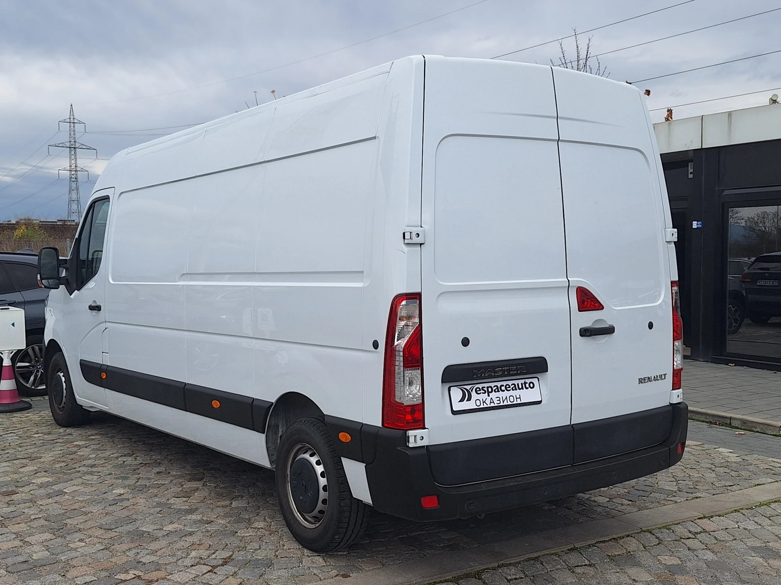 Renault Master L3H2 2.3dCi 135к.с. - изображение 6