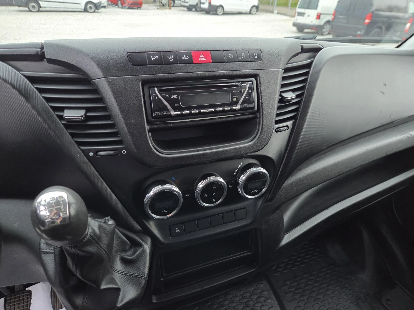 Iveco Daily 35C13, ����� , �����, �� 3.5 � / ������ | Mobile.bg � ����������� 12