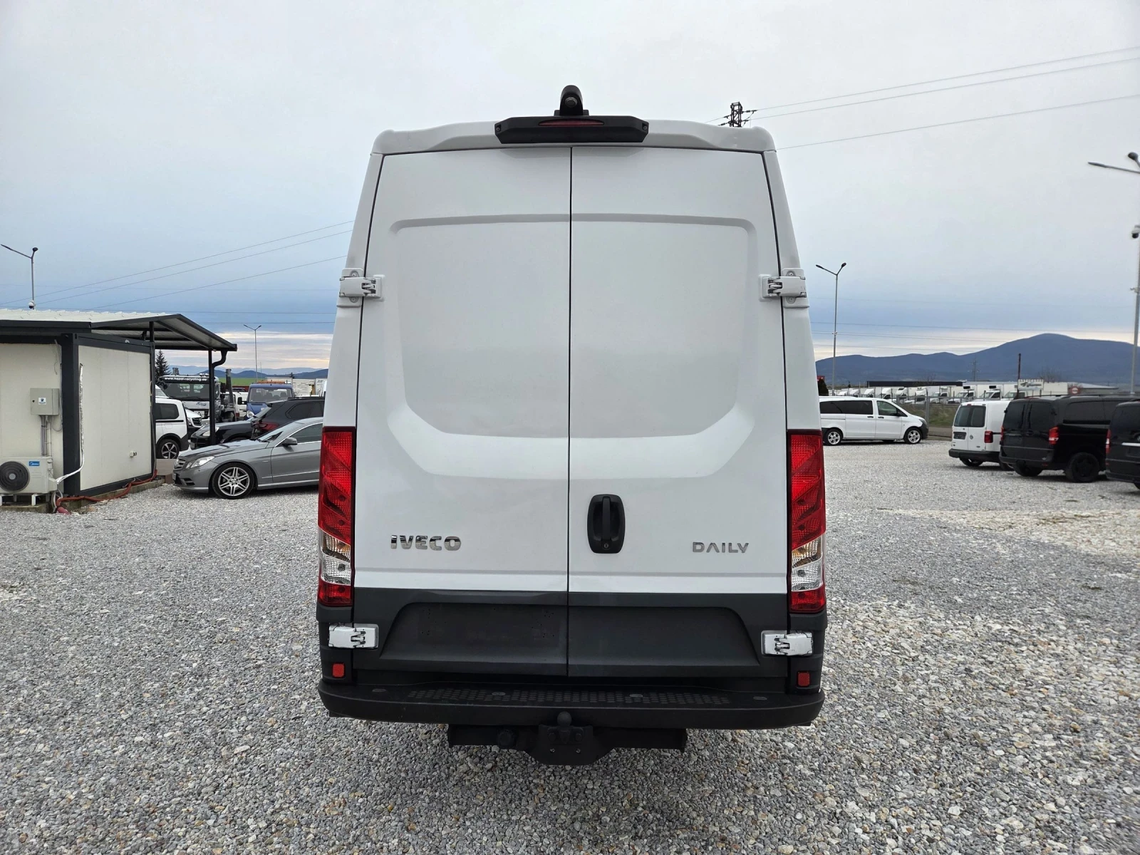 Iveco Daily 35C13, Клима , Макси, До 3.5 т / Лизинг - изображение 4