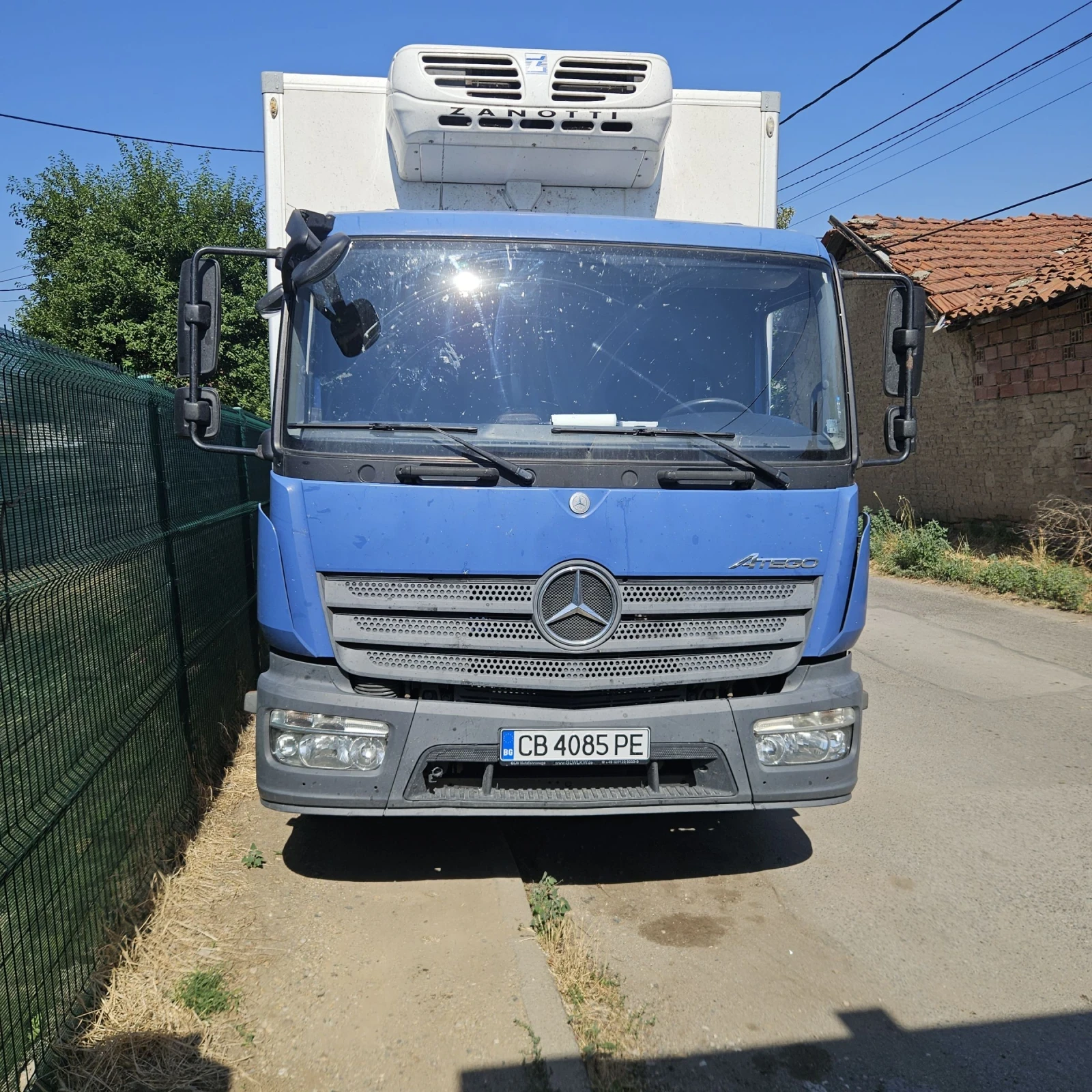 Mercedes-Benz Atego 818