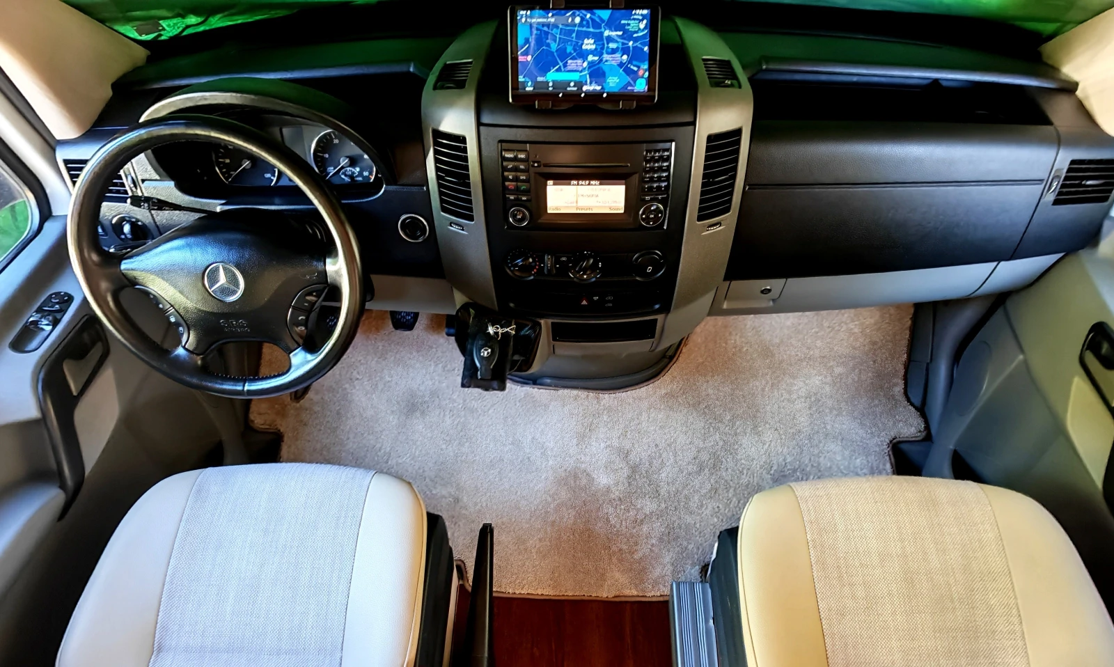 Кемпер Mercedes-Benz SPRINTER 313 CDI CAMPERVAN, 5 местен, снимка 9 - Каравани и кемпери - 56220028