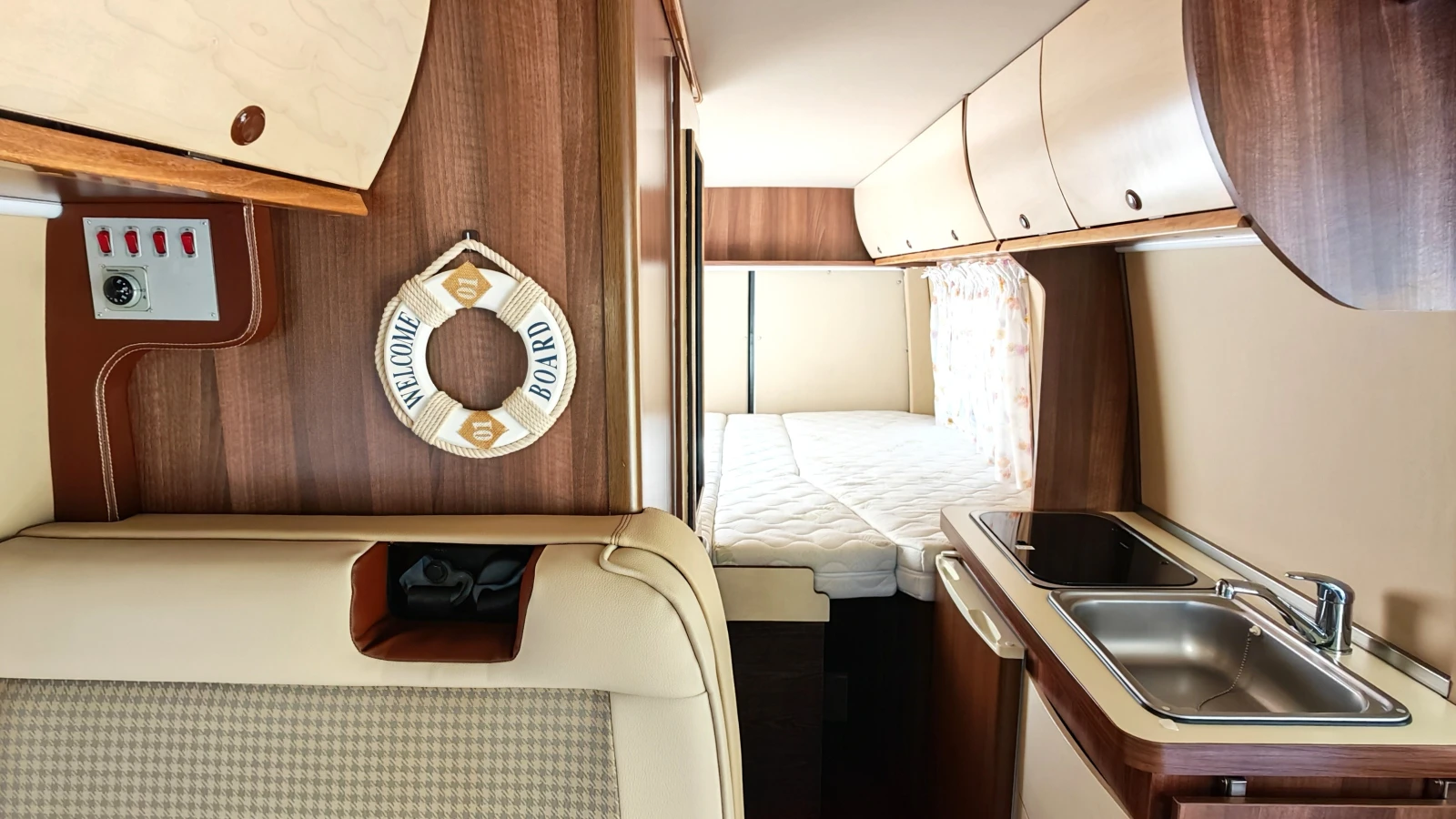 Кемпер Mercedes-Benz SPRINTER 313 CDI CAMPERVAN, 5 местен, снимка 13 - Каравани и кемпери - 56220028