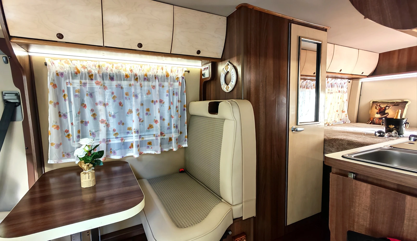 Кемпер Mercedes-Benz SPRINTER 313 CDI CAMPERVAN, 5 местен, снимка 10 - Каравани и кемпери - 56220028