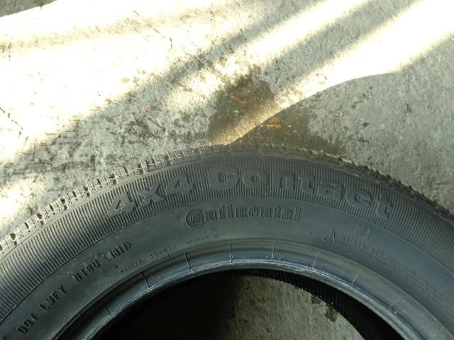 Гуми Всесезонни 235/65R17, снимка 12 - Гуми и джанти - 10788943