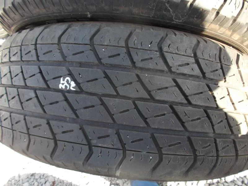 Гуми Летни 215/60R16, снимка 2 - Гуми и джанти - 21393068