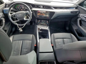 Audi E-Tron PREMIUM PLUS / 360 / ПОДГРЕВИ / ПАНОРАМА , снимка 8