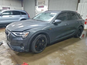 Audi E-Tron PREMIUM PLUS / 360 / ПОДГРЕВИ / ПАНОРАМА , снимка 3