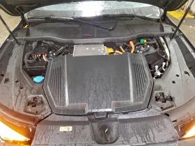 Audi E-Tron PREMIUM PLUS / 360 / ПОДГРЕВИ / ПАНОРАМА , снимка 11 - Автомобили и джипове - 53699729