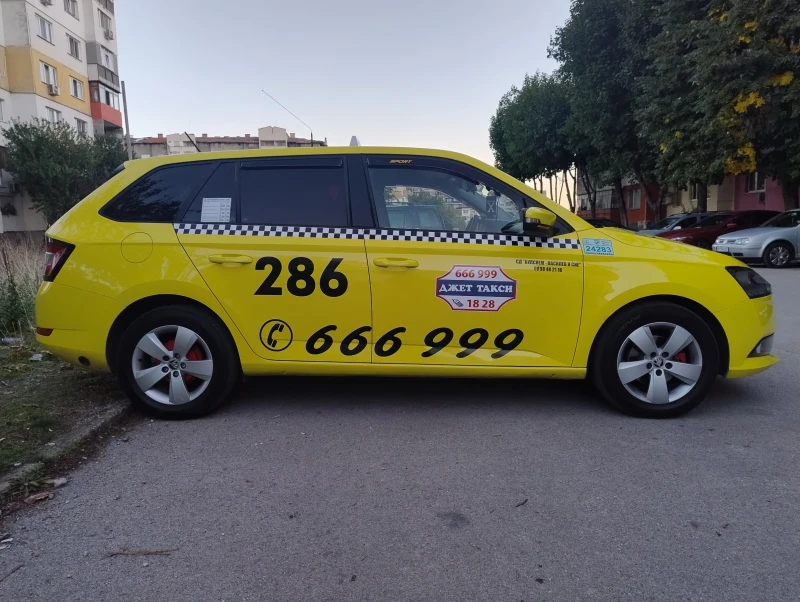 Skoda Fabia 1.0mpiгаз, снимка 5 - Автомобили и джипове - 47552465