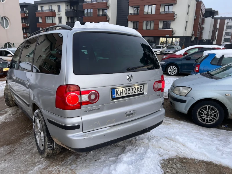 VW Sharan 1.9 TDI, снимка 4 - Автомобили и джипове - 48743335