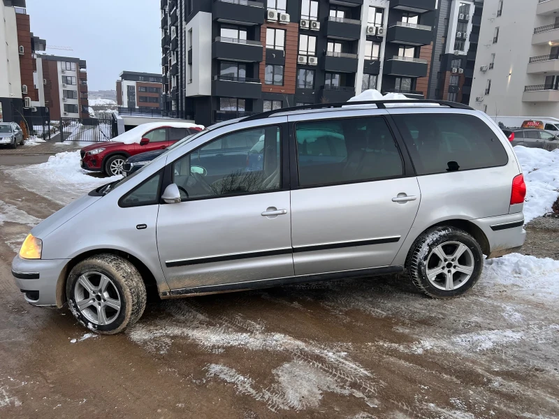 VW Sharan 1.9 TDI, снимка 3 - Автомобили и джипове - 48743335