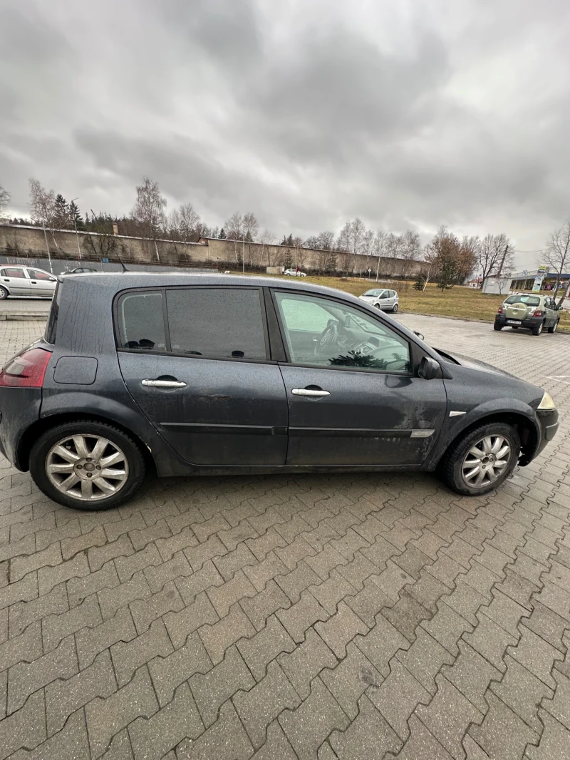 Renault Megane, снимка 1 - Автомобили и джипове - 49336028