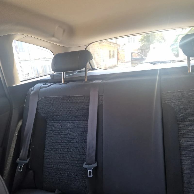 Opel Astra Sports Tourer , снимка 11 - Автомобили и джипове - 52305476