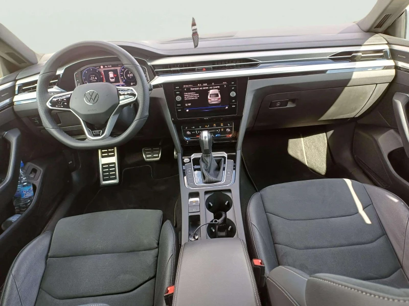 VW Arteon 2.0 D, снимка 12 - Автомобили и джипове - 51738735