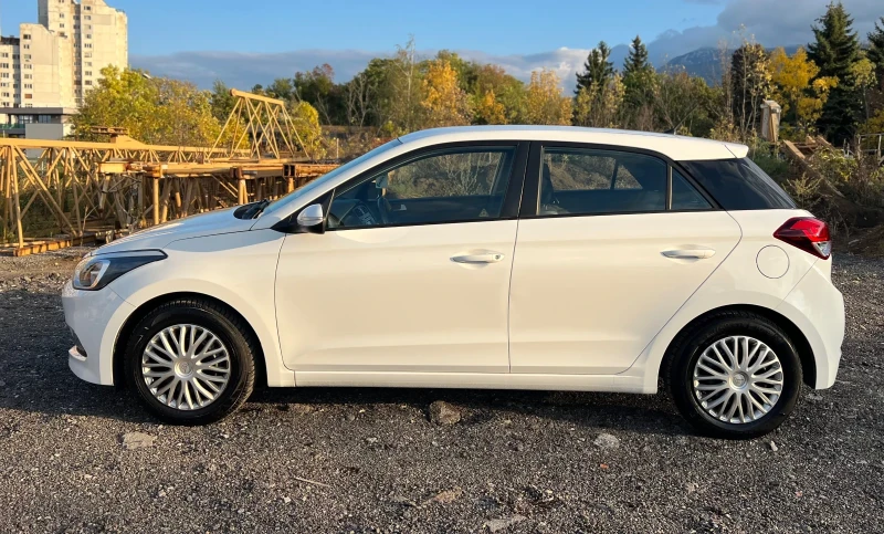 Hyundai I20 1.25i Euro//6b , снимка 7 - Автомобили и джипове - 52045147