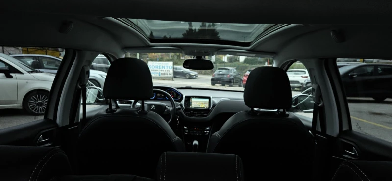 Peugeot 2008 1.2I* ALLURE* PANORAMA* NAVI* , снимка 13 - Автомобили и джипове - 52322303