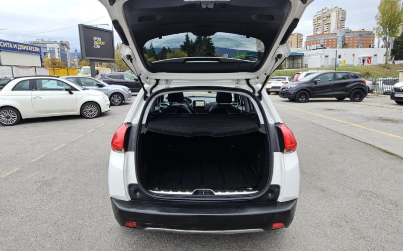 Peugeot 2008 1.2I* ALLURE* PANORAMA* NAVI* , снимка 12 - Автомобили и джипове - 52322303
