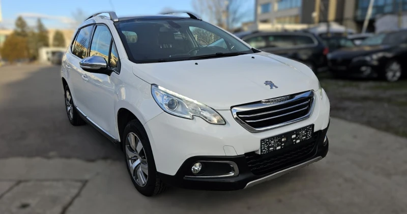 Peugeot 2008 Peugeot 2008 1.2 бензин Allure Панорама Навигация , снимка 7 - Автомобили и джипове - 52322303