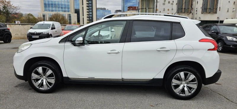 Peugeot 2008 1.2I* ALLURE* PANORAMA* NAVI* , снимка 5 - Автомобили и джипове - 52322303