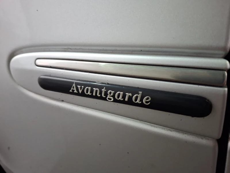 Mercedes-Benz E 320, снимка 10 - Автомобили и джипове - 52563809