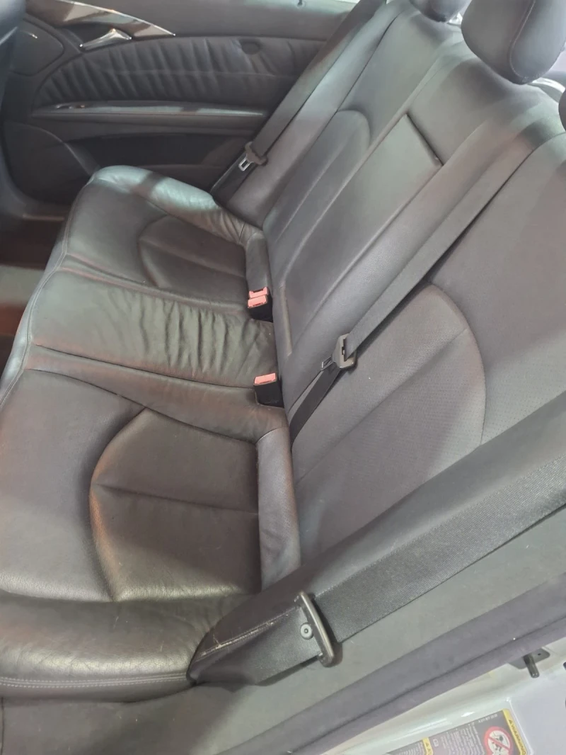 Mercedes-Benz E 320, снимка 8 - Автомобили и джипове - 52563809