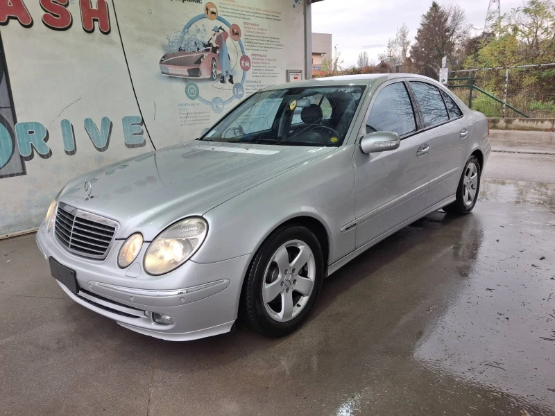 Mercedes-Benz E 320, снимка 2 - Автомобили и джипове - 52563809