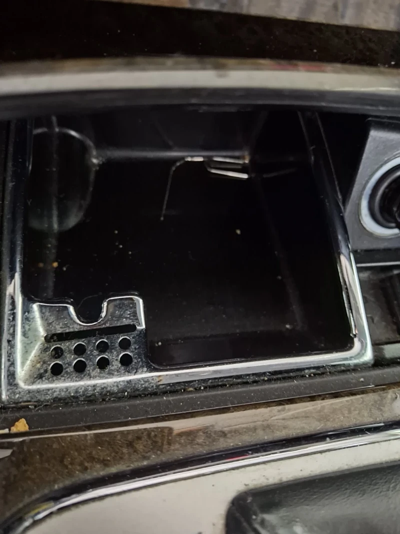 Mercedes-Benz E 320, снимка 13 - Автомобили и джипове - 52563809