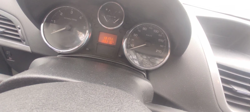 Peugeot 207, снимка 7 - Автомобили и джипове - 52892158