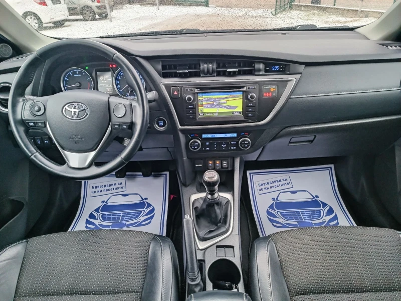 Toyota Auris 1.6i-132кс-ШВЕЙЦАРИЯ-РЪЧКА-6ск-KEYLESS-NAVI, снимка 13 - Автомобили и джипове - 53126322