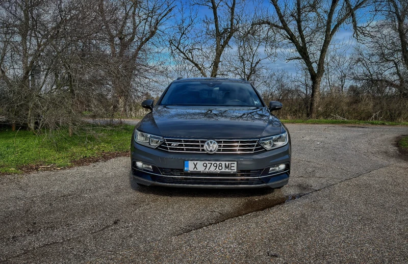 VW Passat B8 R line 4motion, снимка 3 - Автомобили и джипове - 53406792