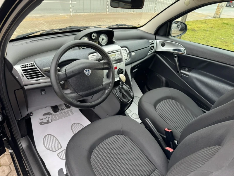 Lancia Ypsilon 1.4i/ГАЗ/РЕАЛНИ КМ ! ! !, снимка 5 - Автомобили и джипове - 53410979