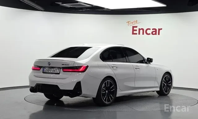 BMW 340 M SPORT PRO * 360 CAM * HEAD UP * ПАНОРАМА * , снимка 3 - Автомобили и джипове - 55772572