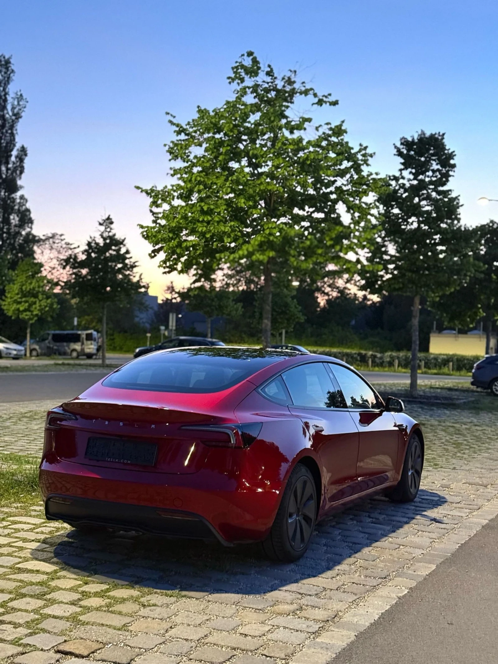 Tesla Model 3 Highland SR RWD , Enhanced Autopilot , теглич - изображение 4