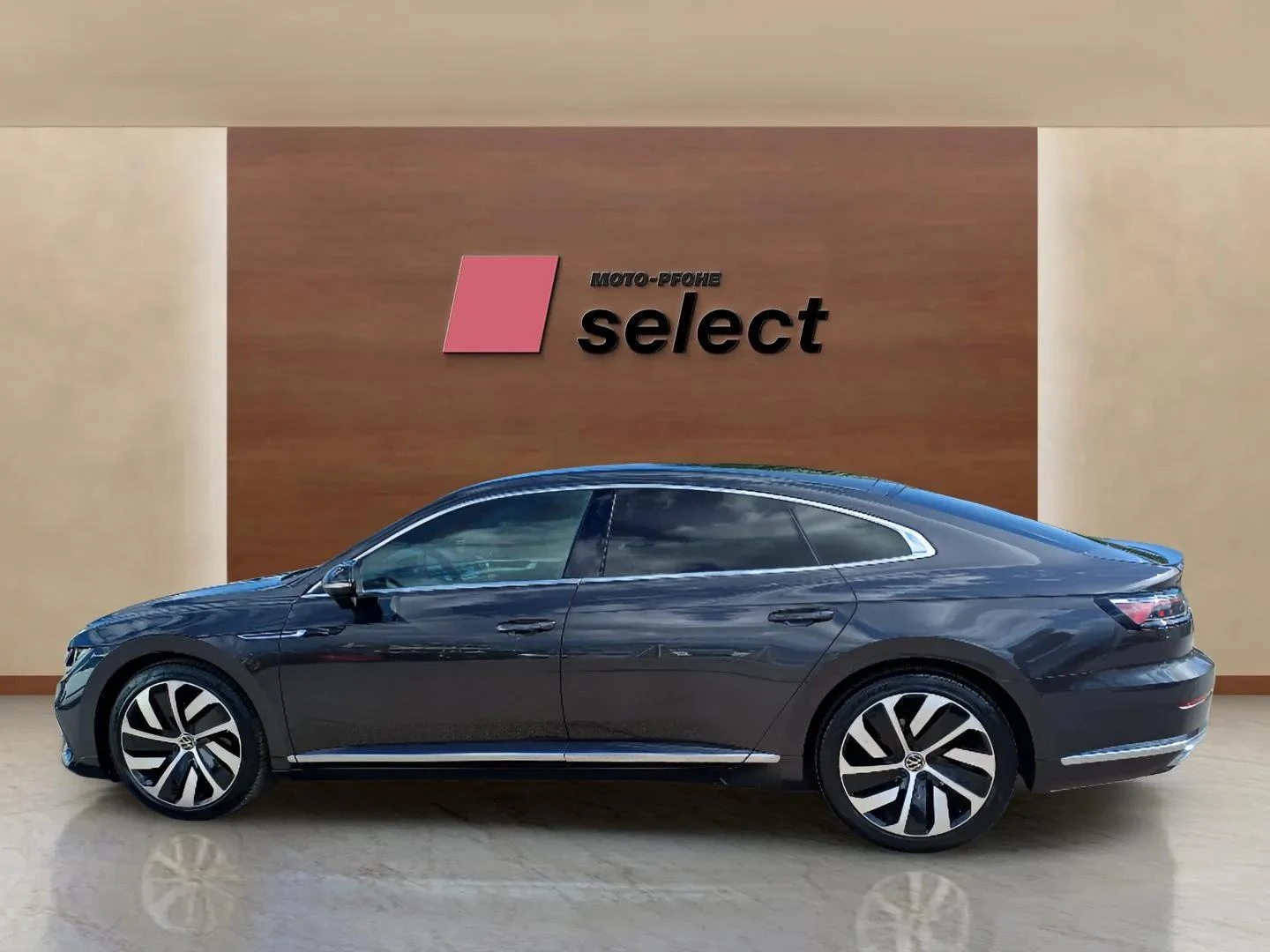 VW Arteon 2.0 D - изображение 9