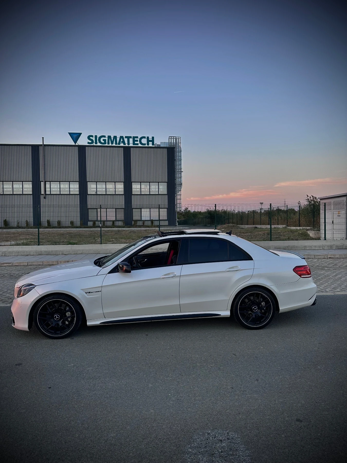 Mercedes-Benz E 500 Е550 388кс, снимка 3 - Автомобили и джипове - 55732066