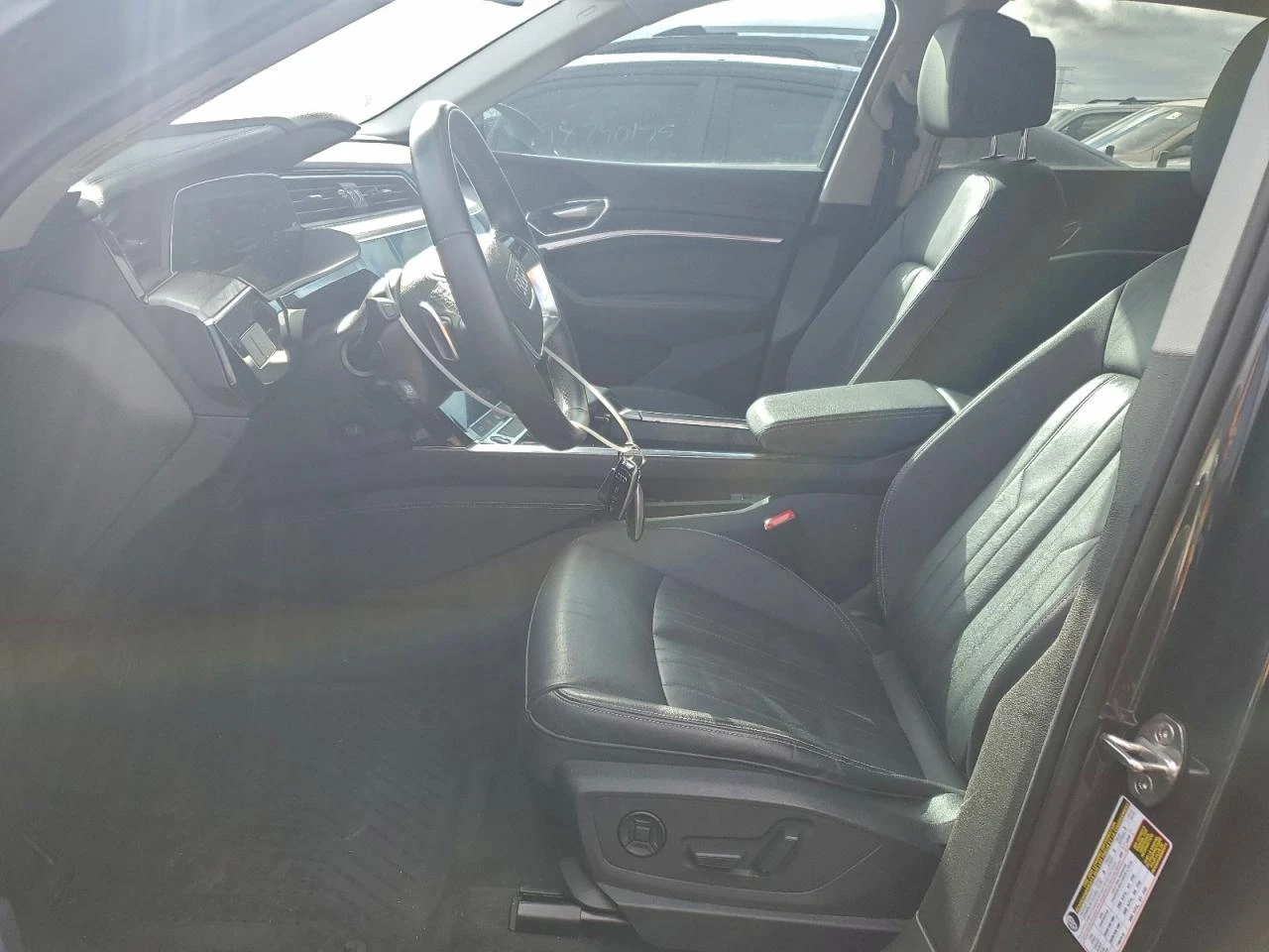 Audi E-Tron PREMIUM PLUS / 360 / �������� / ��������  | Mobile.bg � ����������� 7