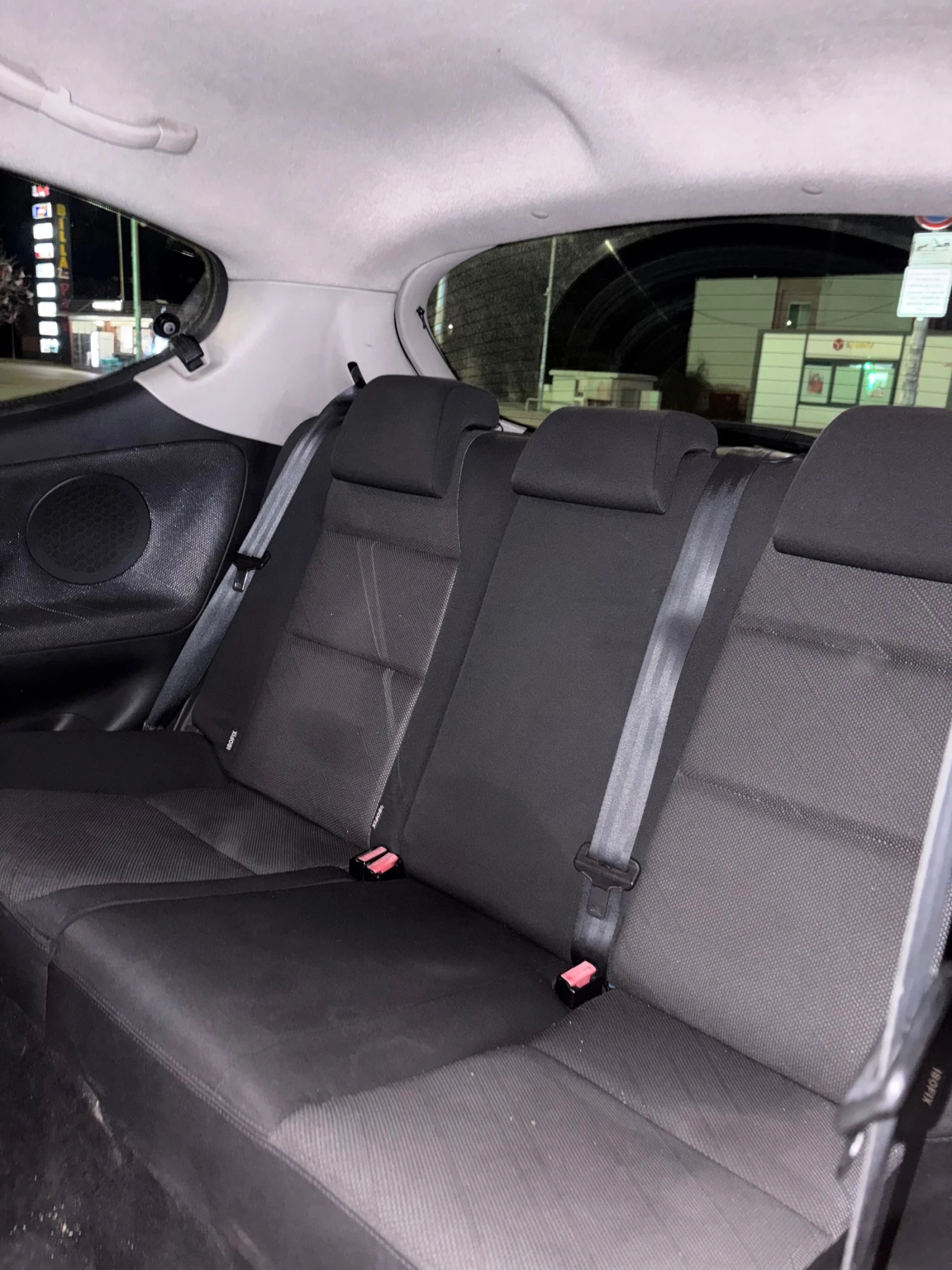 Peugeot 207, снимка 8 - Автомобили и джипове - 53739636