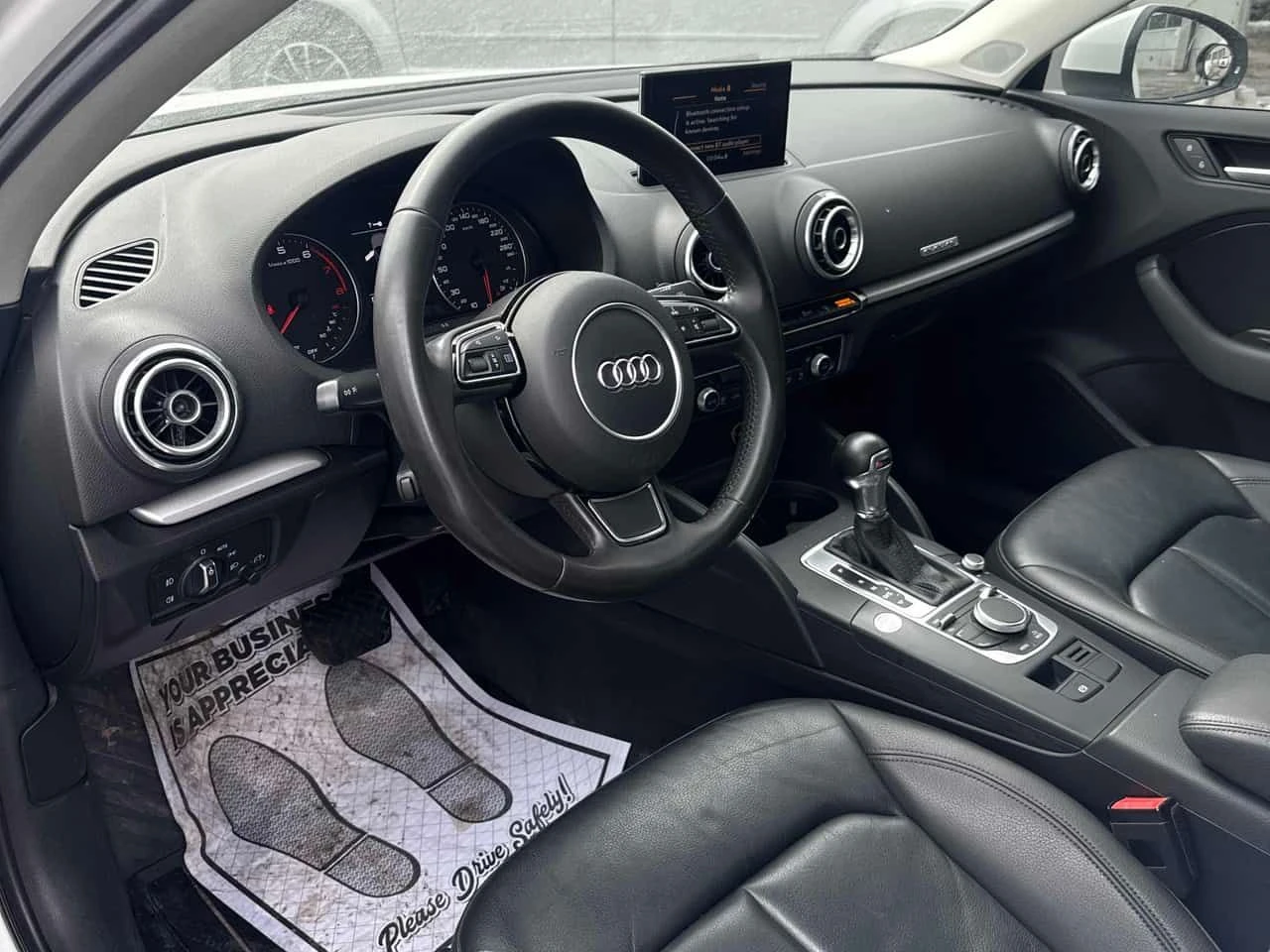 Audi A3 * 2.0T Komfort * CARFAX * ПАНОРАМА * KEYLESS *  - изображение 5