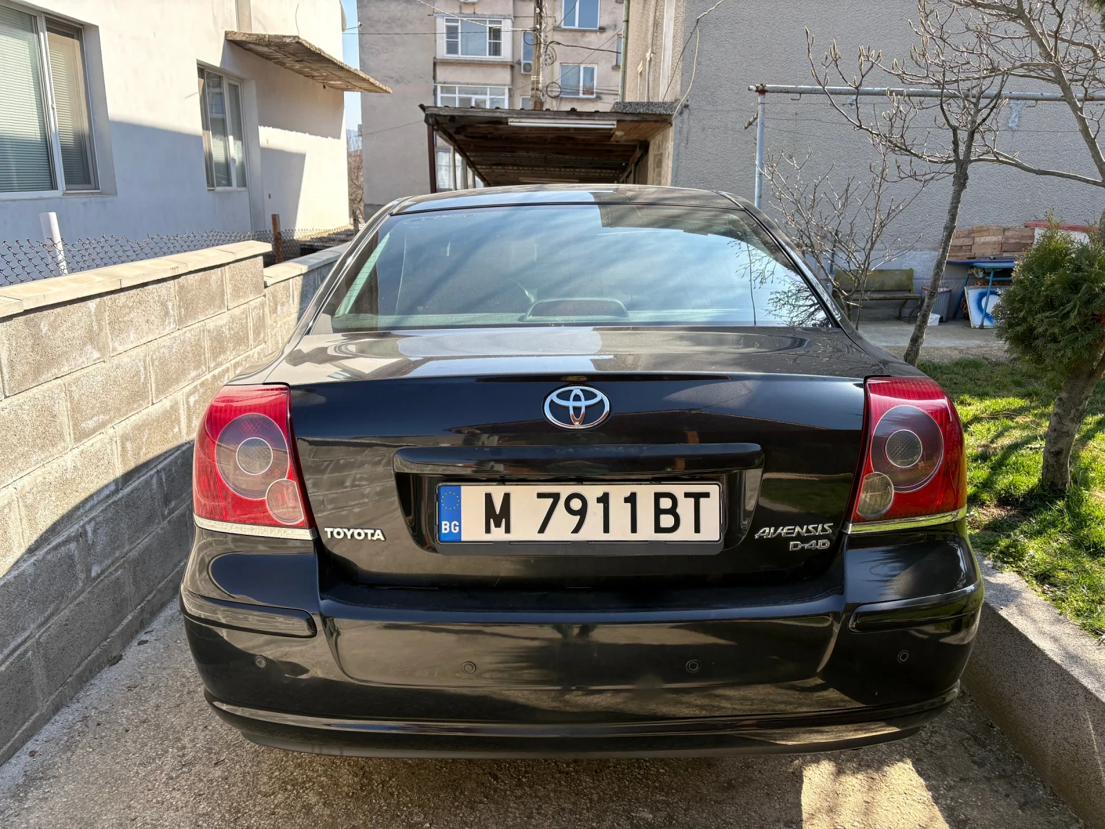 Toyota Avensis 2.2 D-cat, снимка 4 - Автомобили и джипове - 53953231