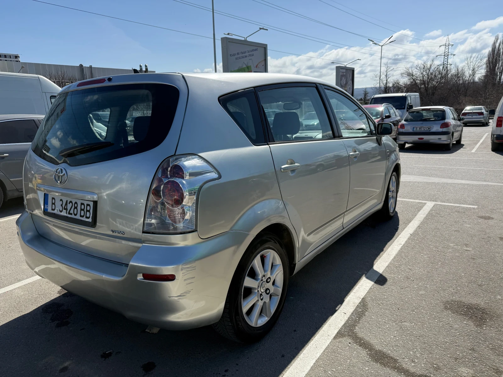 Toyota Corolla verso, снимка 6 - Автомобили и джипове - 53975672