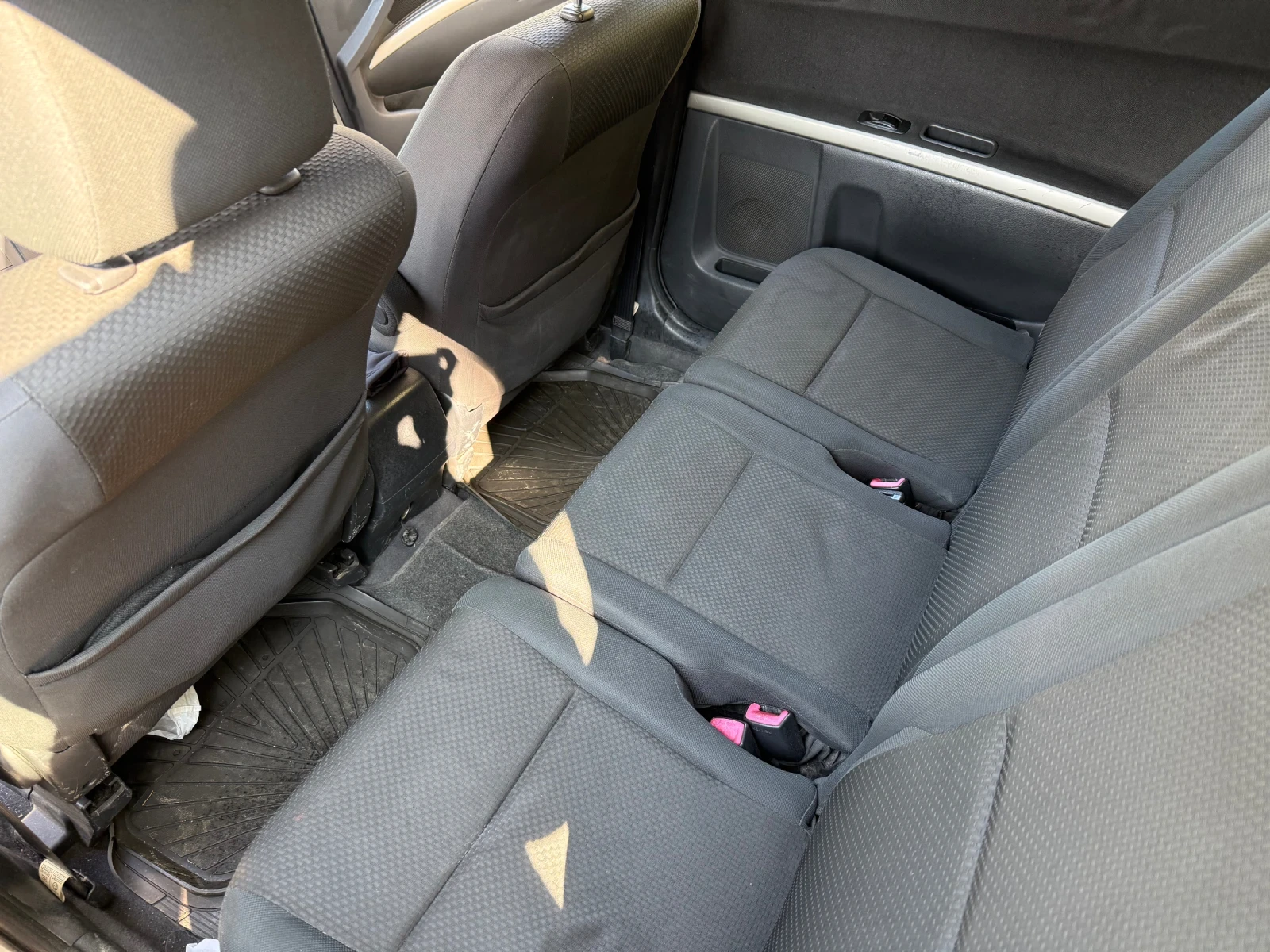 Toyota Corolla verso, снимка 8 - Автомобили и джипове - 53975672