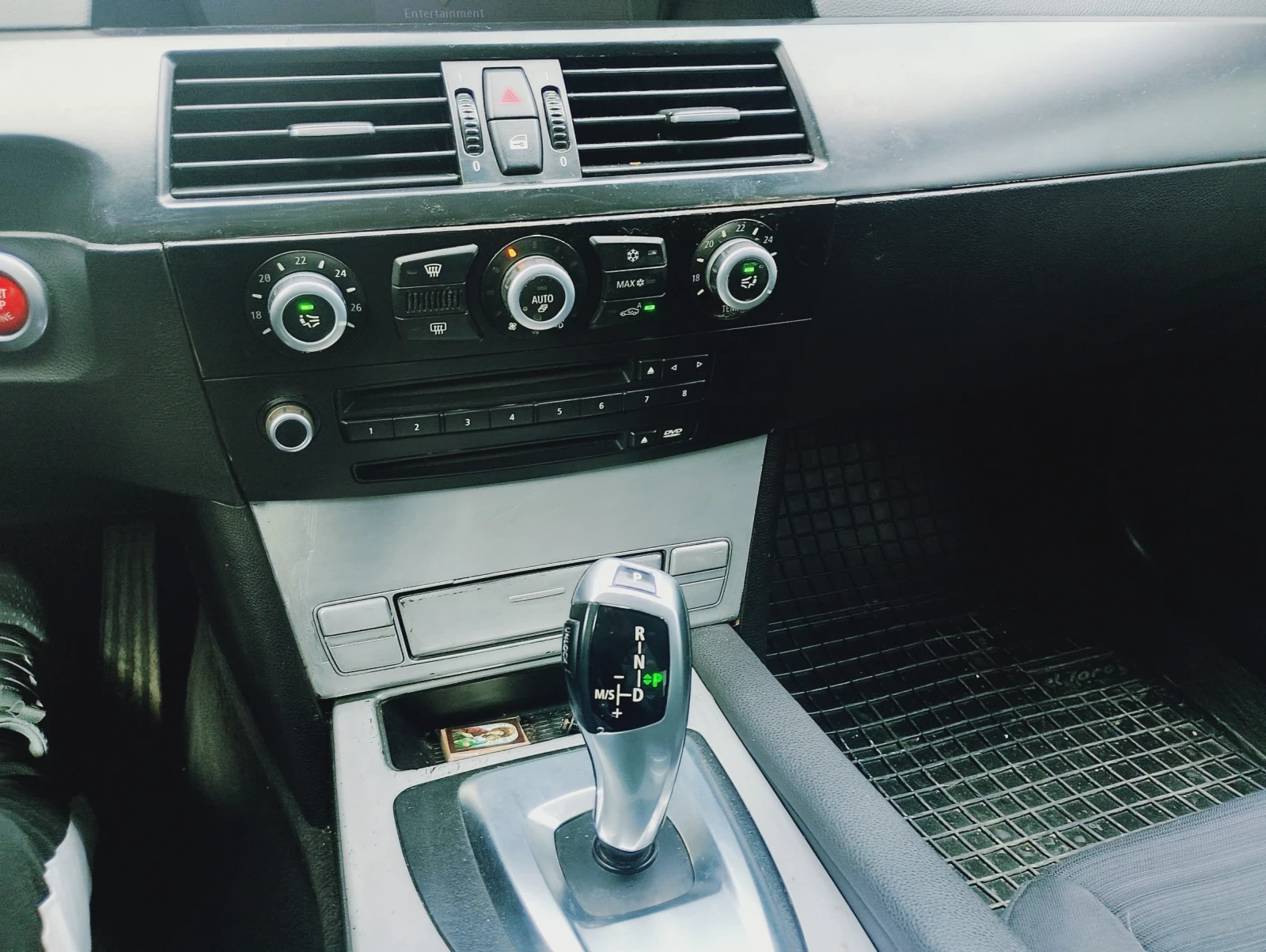 BMW 525, снимка 10 - Автомобили и джипове - 54048277