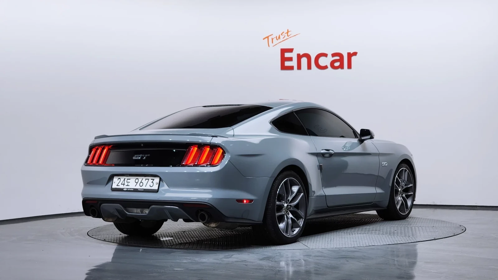 Ford Mustang GT PREMIUM / 5.0 / ОБДУХВАНЕ / ПОДГРЕВИ, снимка 2 - Автомобили и джипове - 54060838